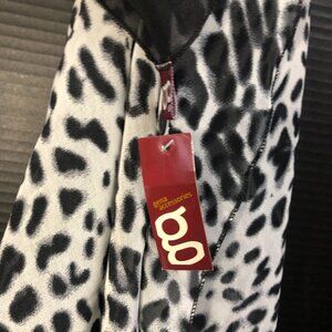 NWT Travel Scarf Gena Accessories Tunic Vest Top Headwrap Modest Black Animal